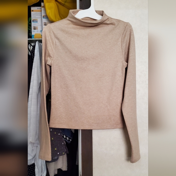 Express Tops - Express Body Counture Long Sleeve Shirt (size xs)